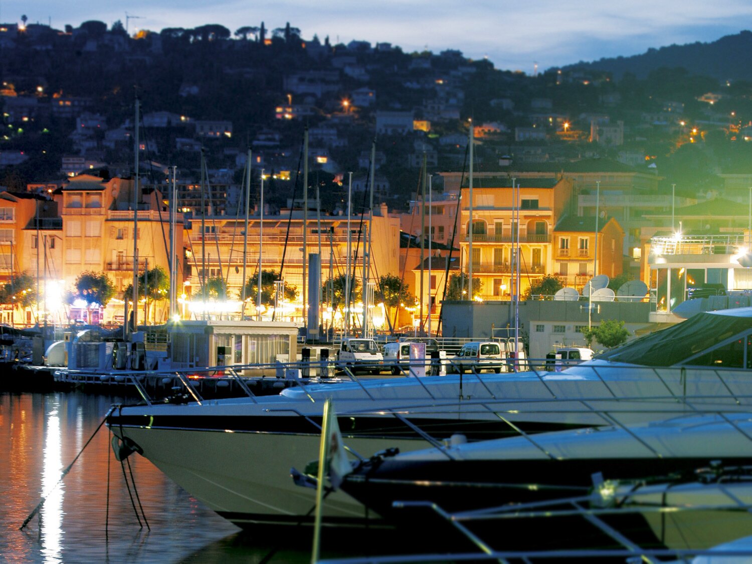 Golfe-Juan Marina Evenings