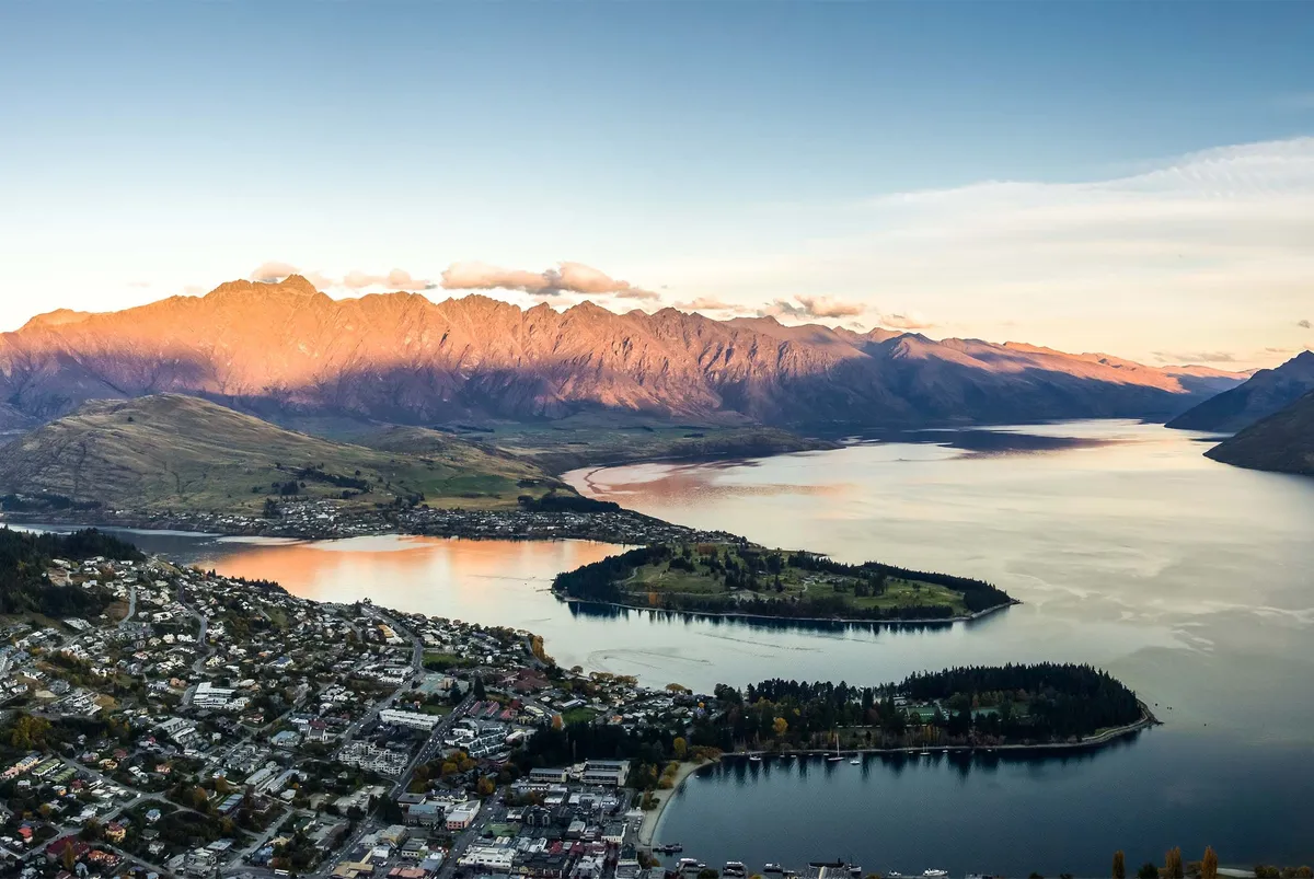 10 Days Fiordland Exploration