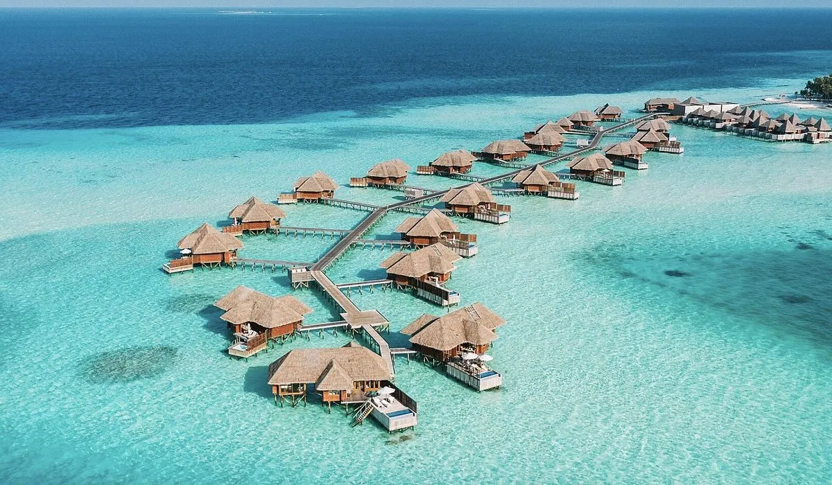 Maldives Atolls & Reefs