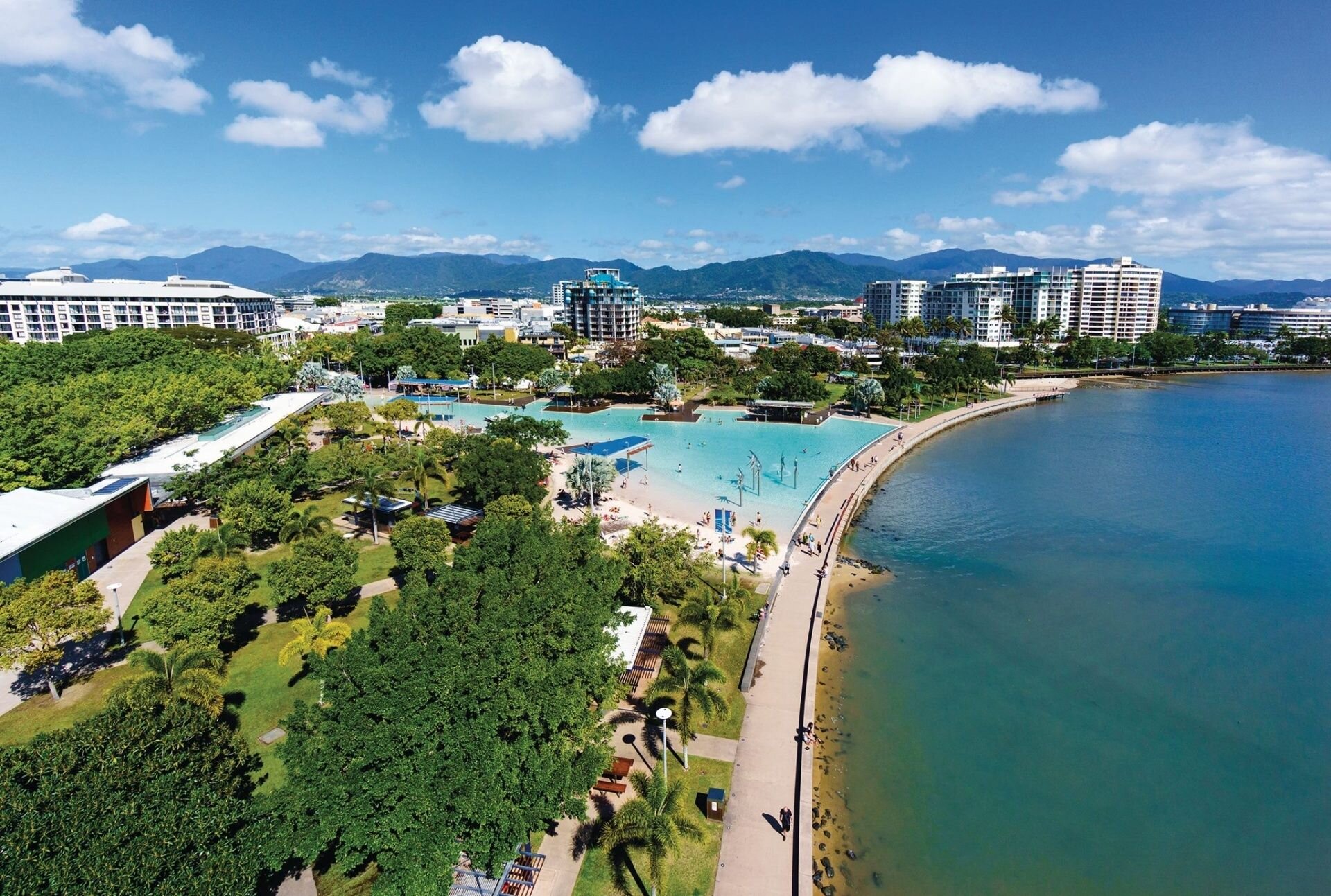Cairns tropical harbour