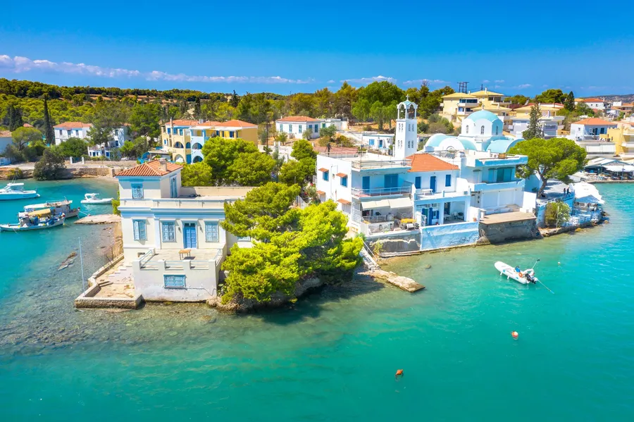 The Saronic Islands in a week