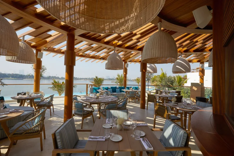 Twiggy by La Cantine