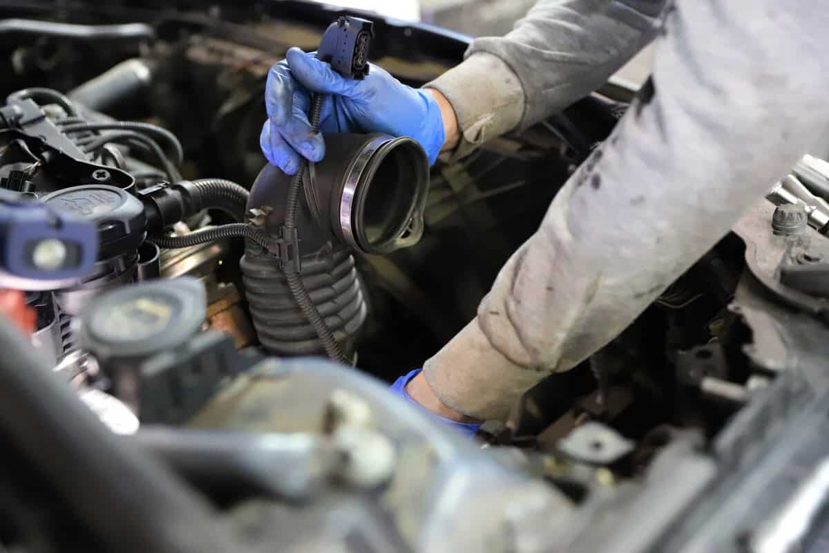 Durite de turbo : rôle, symptômes, prix, codes erreur