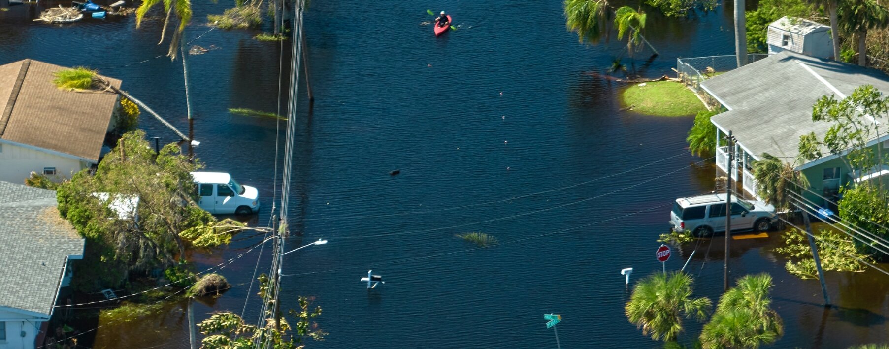 How Much is Flood Insurance in Florida? [Cost Analysis] cover