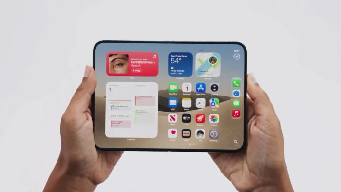 iPhone Duo dans les mains