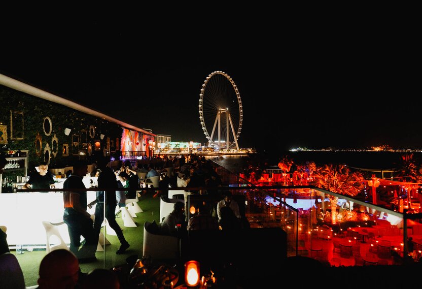 Ploom X lifestyle shot 10