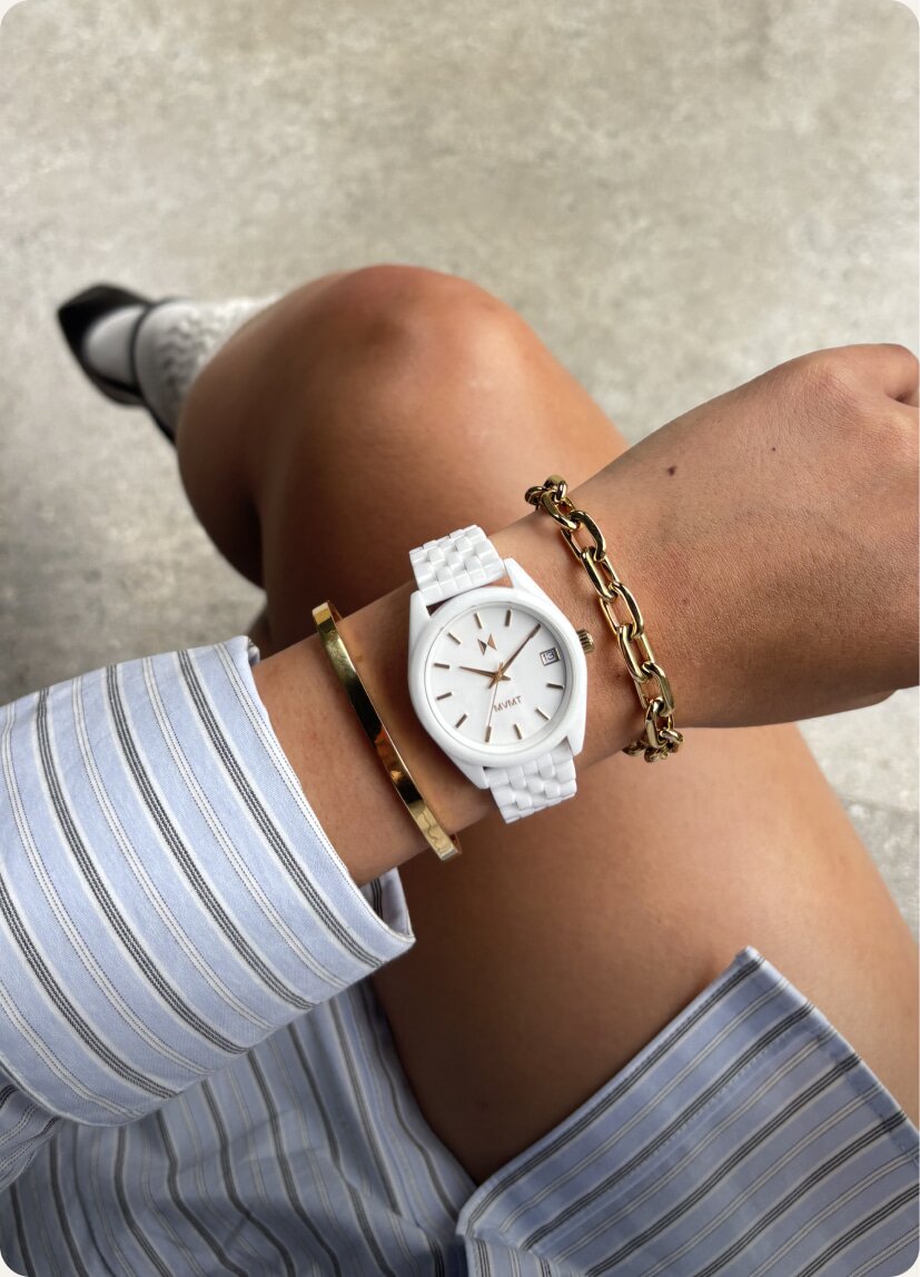 Legacy Traveler Lion Gold 42 MM