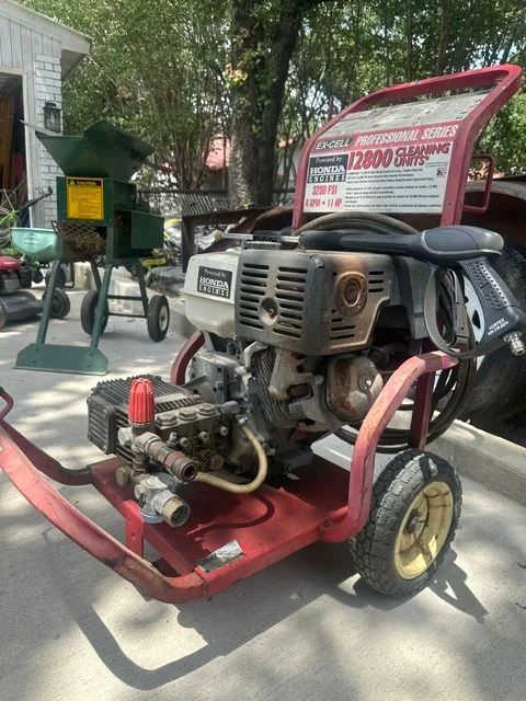 Small Engines repairs service