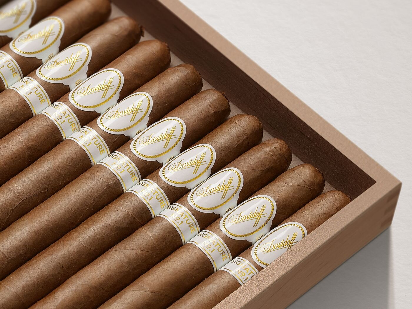 Close up of the Davidoff Signature No. 1 Limited Edition Collection in their opened wooden box.