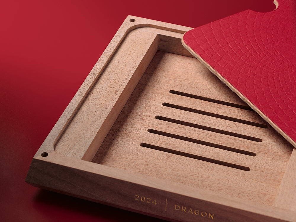 Detail of a wooden tray of the Davidoff The Year of Collector’s Edition.