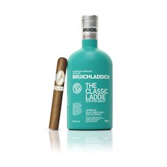 THE CLASSIC LADDIE and DAVIDOFF SIGNATURE TORO cigar