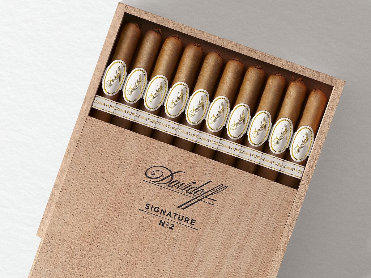 Open Box Davidoff Signature No. 2 Cigars