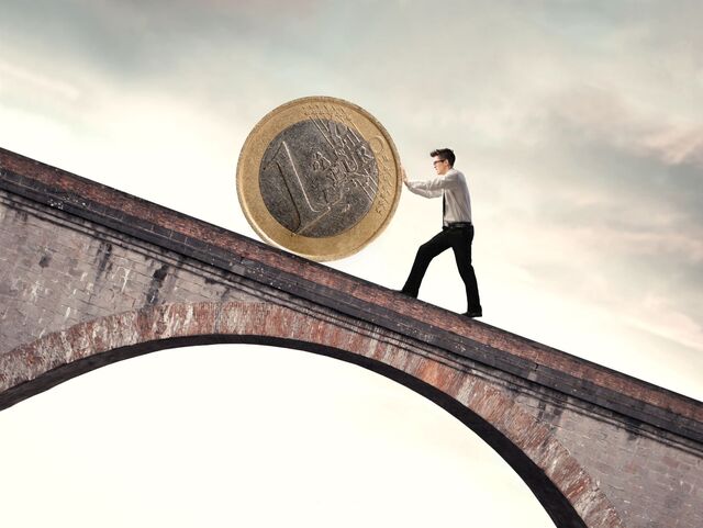 Euro rises near 3-year high ahead of ECB rate decision