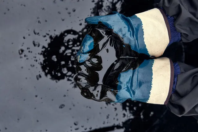 Brent tops $68 per barrel