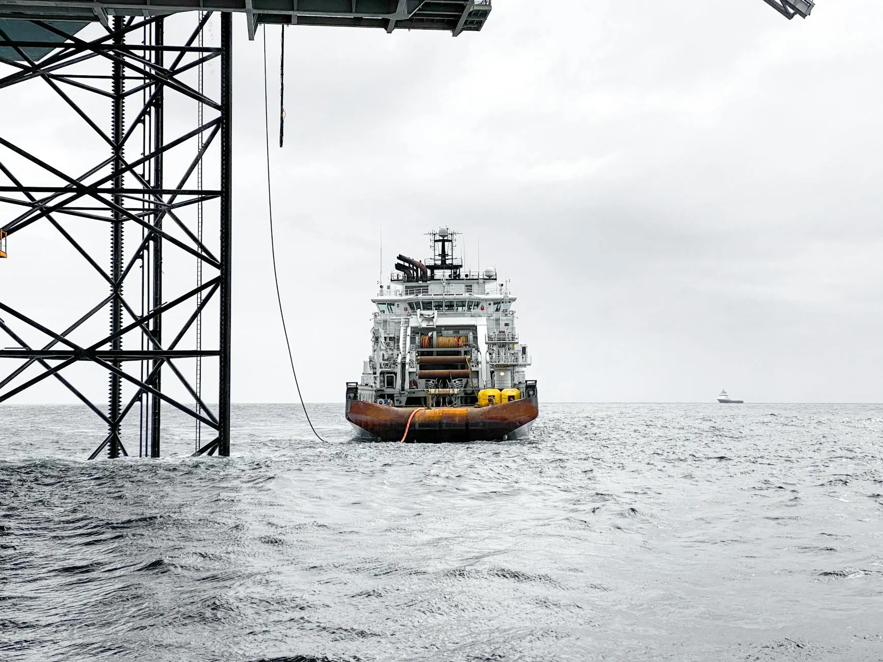 Brent Oil Pulls Back from Highs