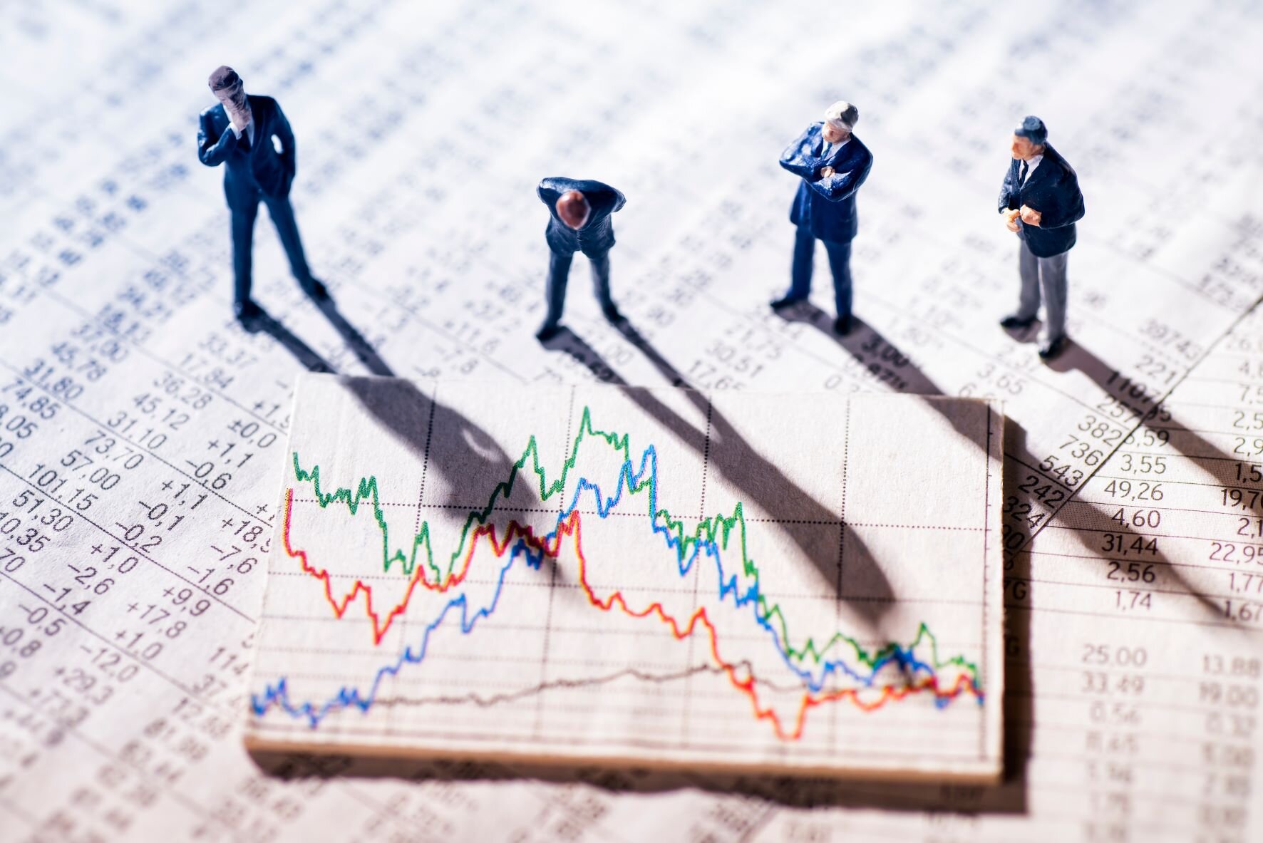 Gold stalls below peak, OPEC+ weighs on Brent