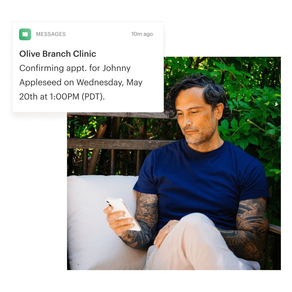client receiving appointment reminder from SimplePractice on their mobile phone