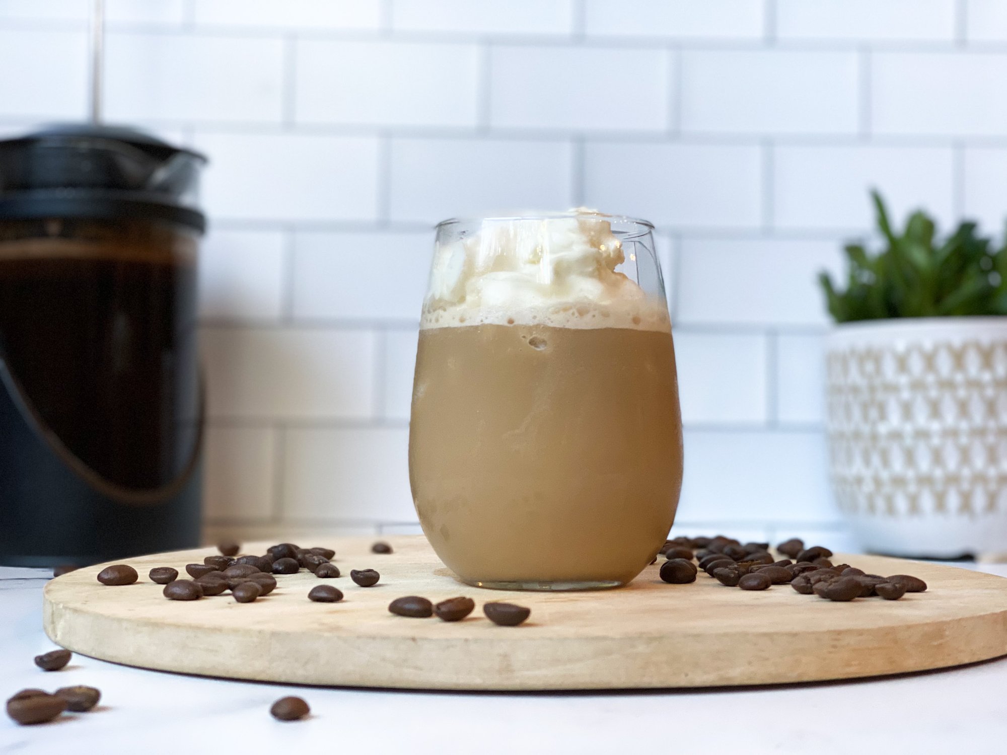 4 Ingredient Fat-Burning “Frappuccino”