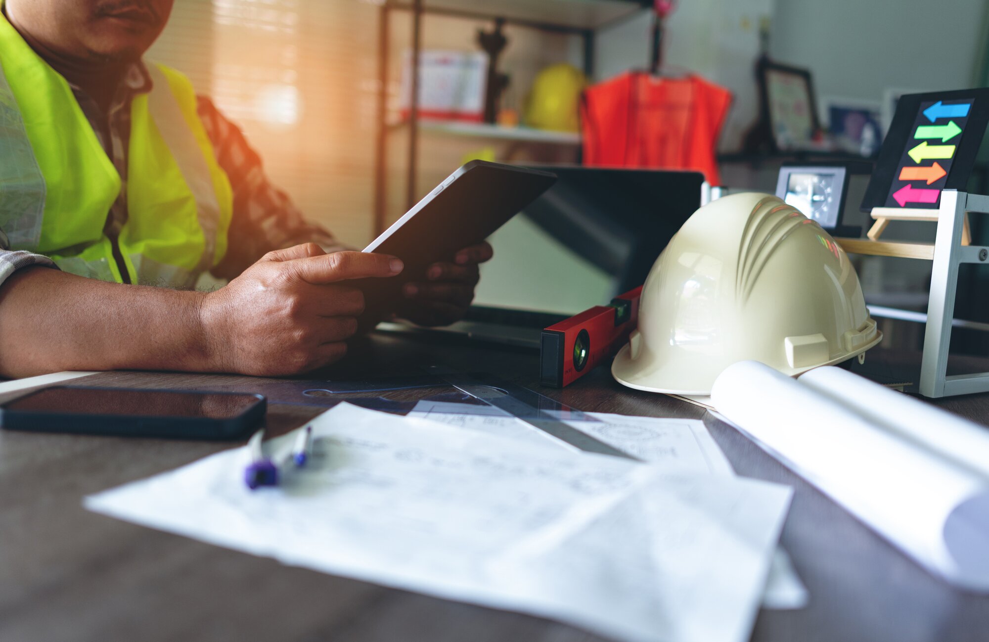 AI in Commercial Contracting: High Upside, Built-In Resilience_image