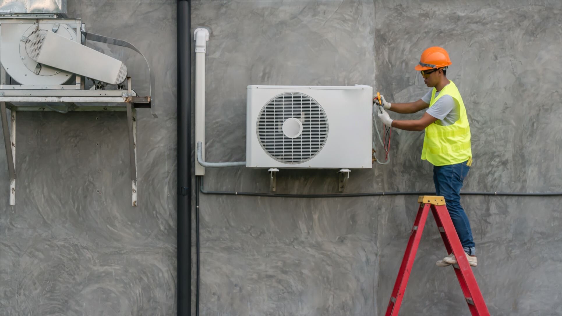 Fight Labor Shortage with Contractor Software_image