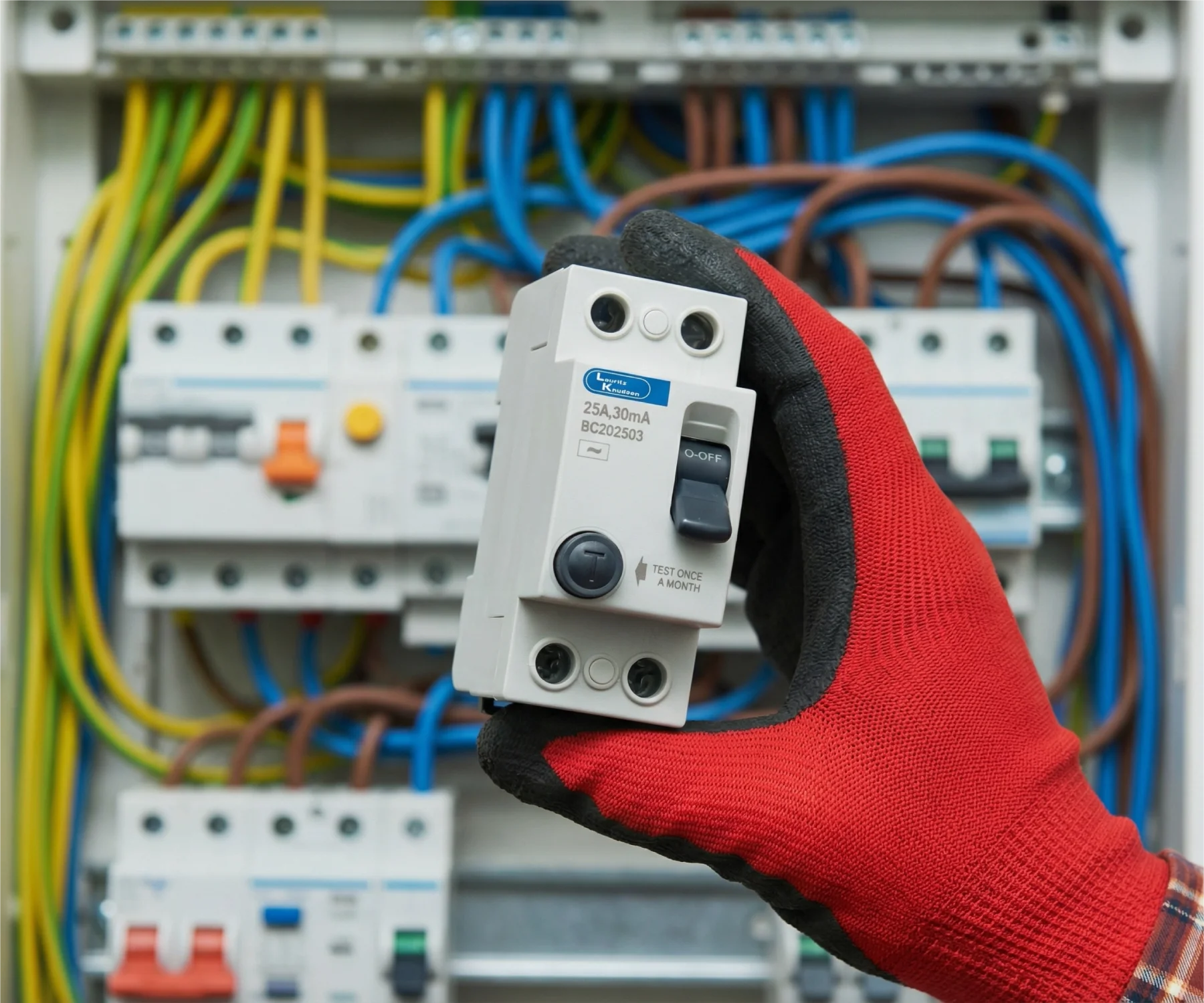 A Complete Guide to Residual Current Circuit Breaker (RCCB)
