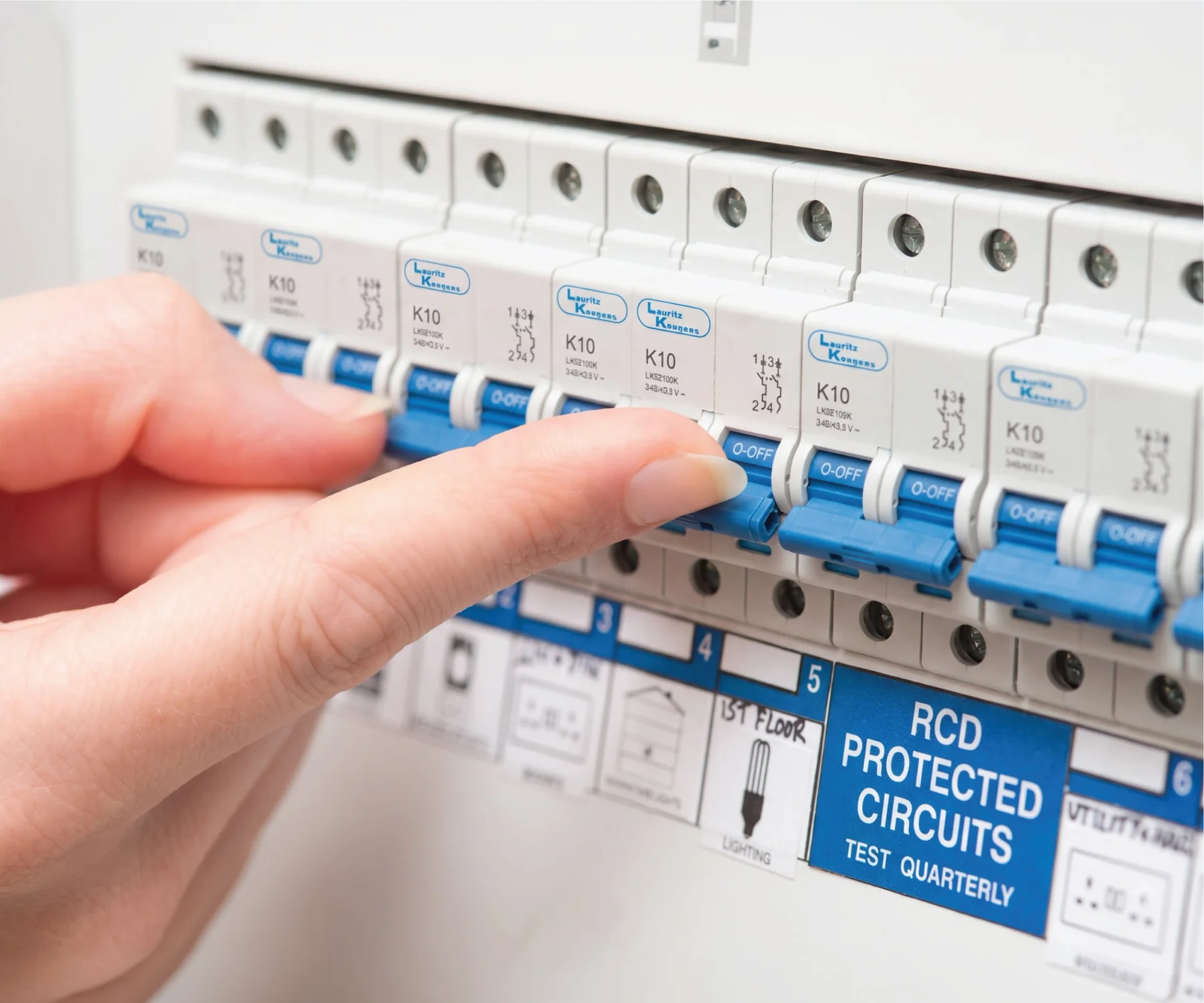 A Complete Guide to Residual Current Device (RCD) in Electrical