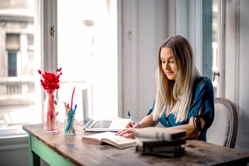 Retention Employee Rewards Guide for 2025