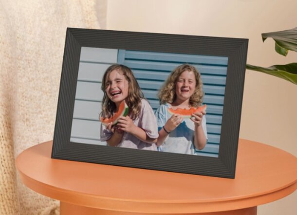 Aura Carver Digital Photo Frame