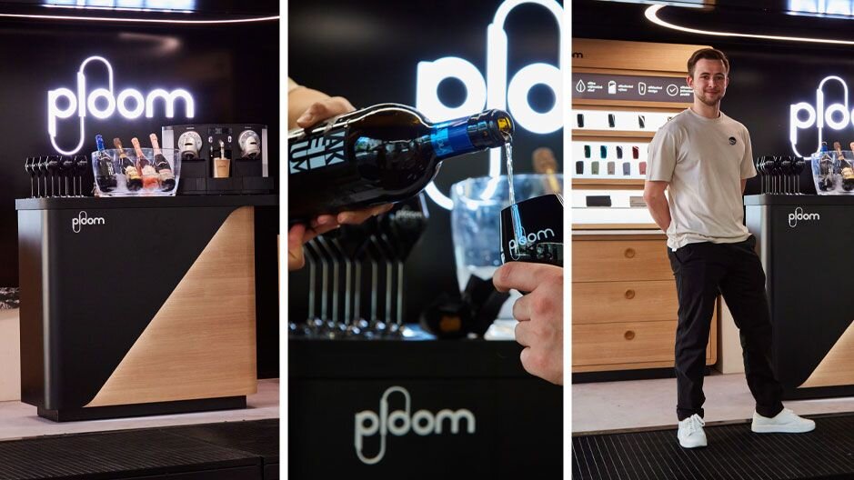Momentky z Ploom pop-up. Kiosek, prosecco a Ploom ambassador.