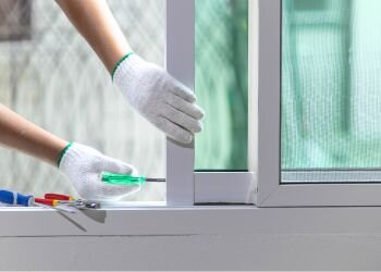 Window screen repair