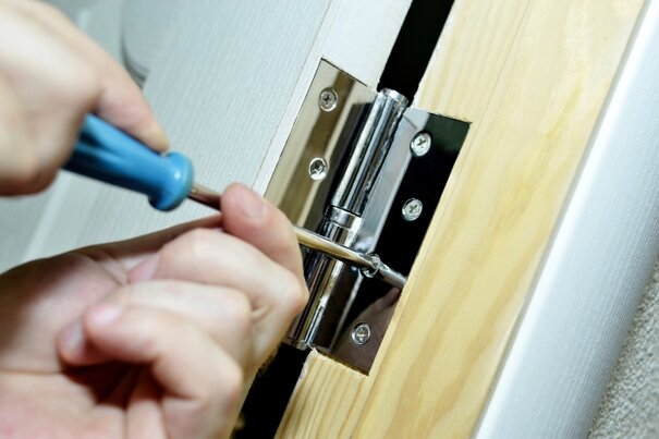 Hinge installation