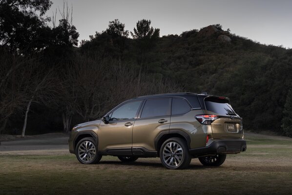 Subaru Forester Hybrid Image 1