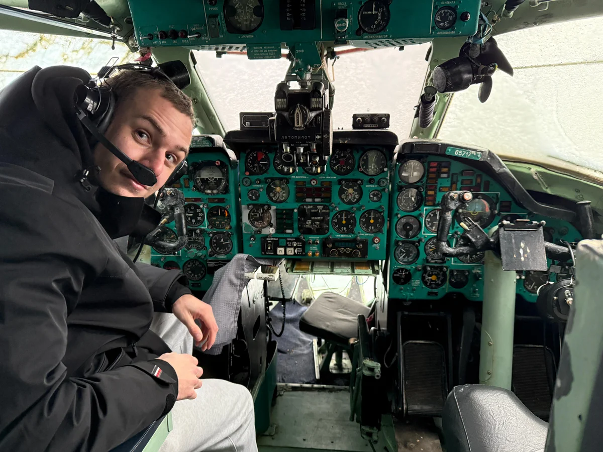 Mihail in aircraft cockpit - understanding complex systems