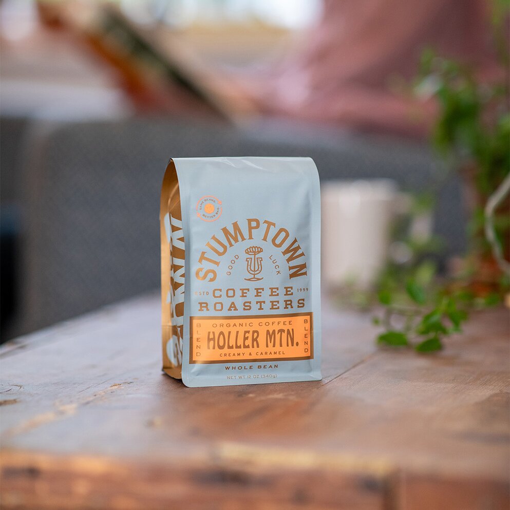 12oz Vivid Bloom Lifestyle