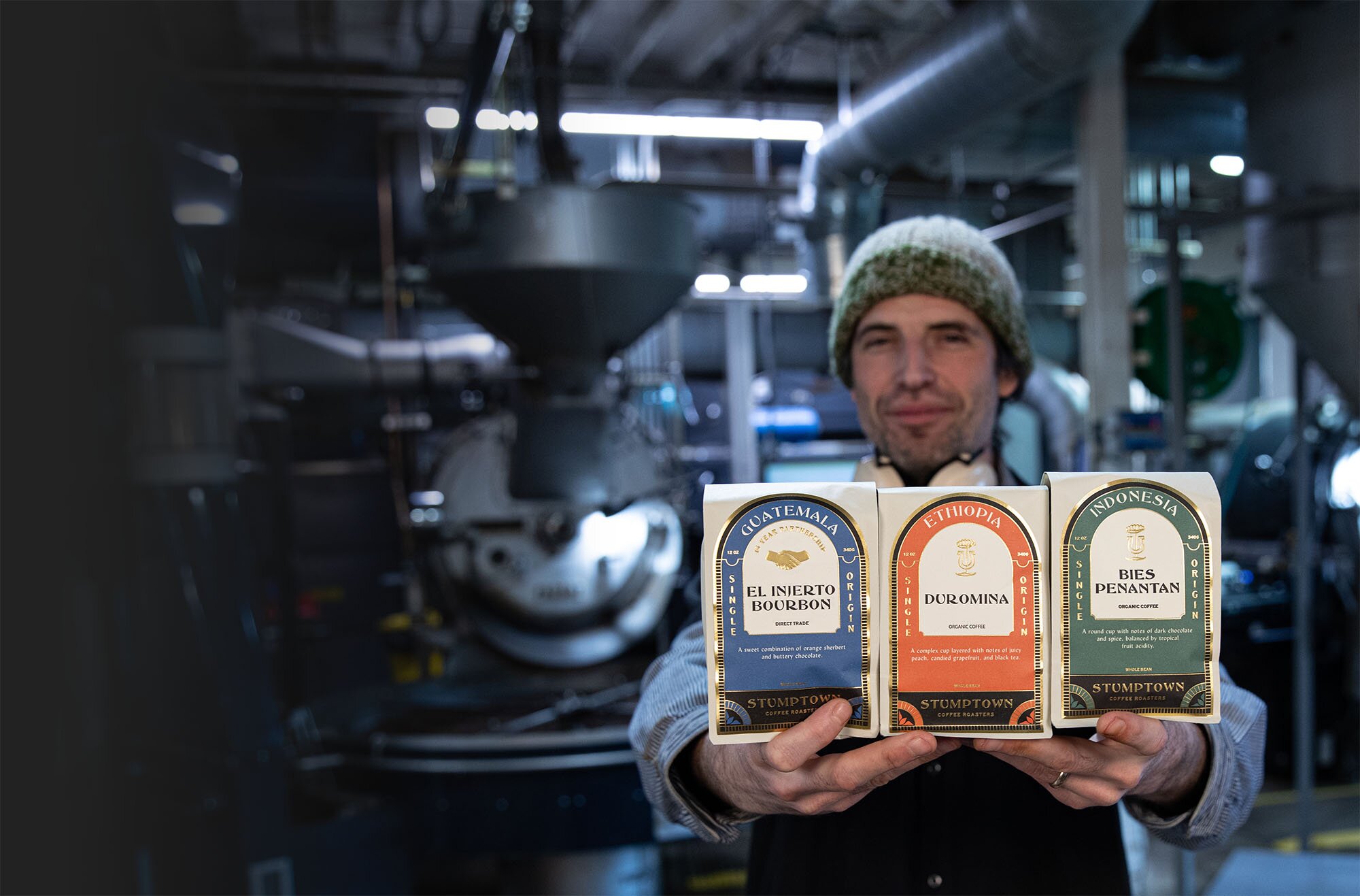 Roaster Holding Coffee Bags