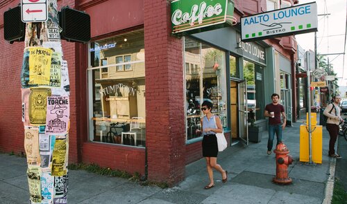 Belmont Cafe Entrance