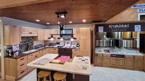 Tub surrounds in a showroom at Tionesta Builders Supply.