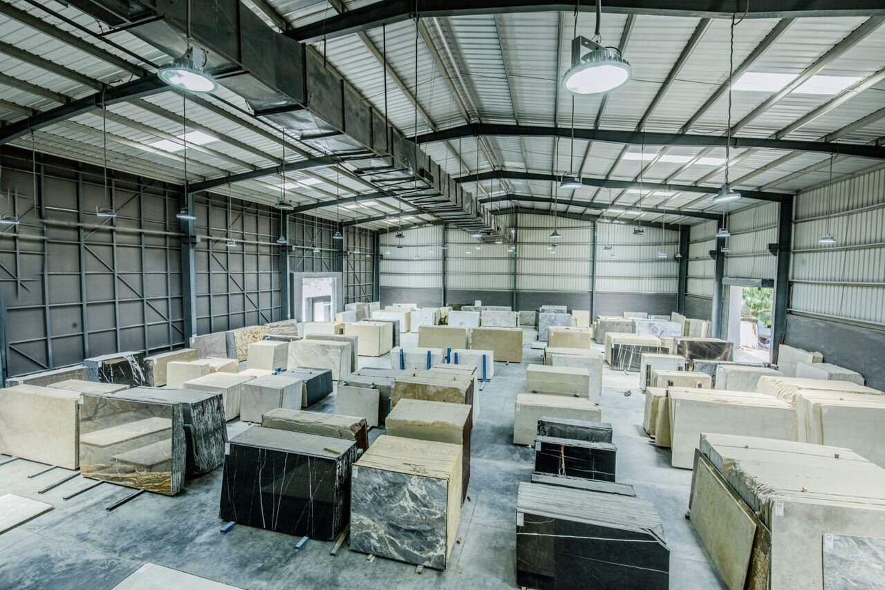 A Warehouse Owner’s Guide to Operating a Nevada LLC