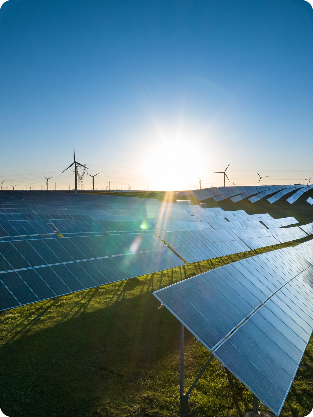 Ethically sourced loose, pear-shaped diamond