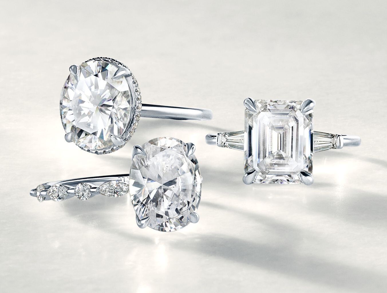 How to Tell a Moissanite From a Diamond