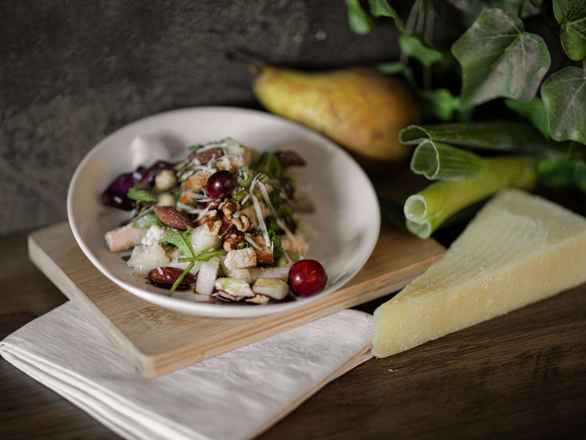 Recipe: Versatile Salad with Pear