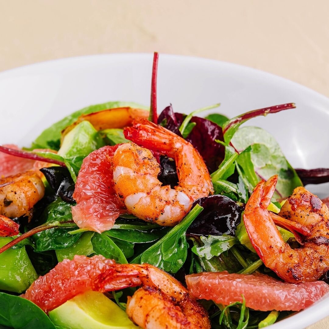 Salad with Shrimp and Avocado