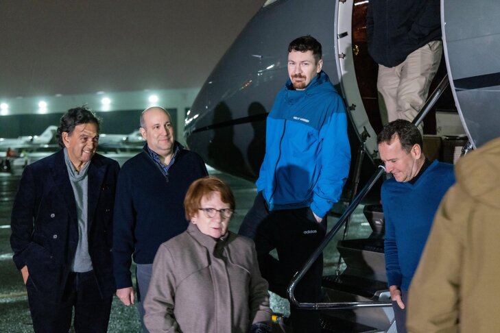 Taylor_Dudley_Landed