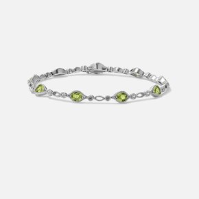 A peridot fashion bracelet