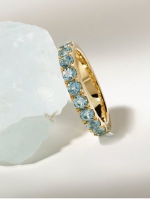 An aquamarine fashion ring