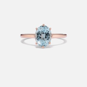 An aquamarine fashion ring