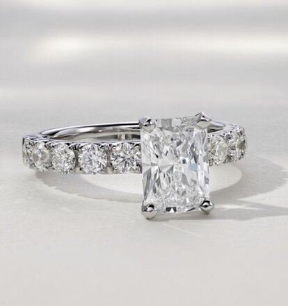 A diamond engagement ring