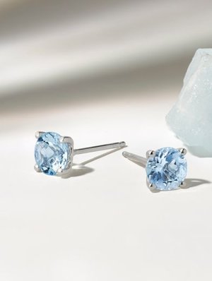 A pair of aquamarine earrings