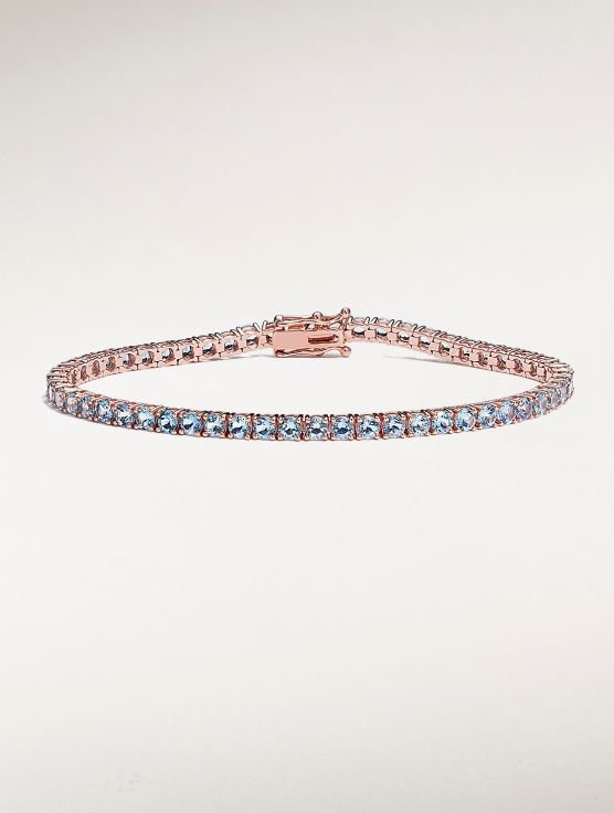 An aquamarine bracelet
