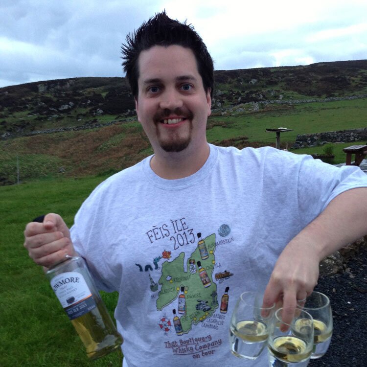Ben sharing glasses of Bowmore during the Feis Ile Islay whisky festival 2013